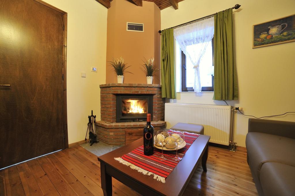 Guesthouse Papastoikou ปาลีออส อากีออส อาตานาซีออส ภายนอก รูปภาพ