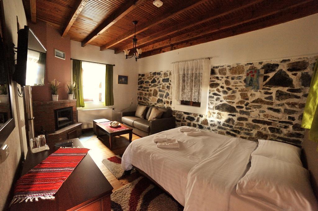 Guesthouse Papastoikou ปาลีออส อากีออส อาตานาซีออส ภายนอก รูปภาพ